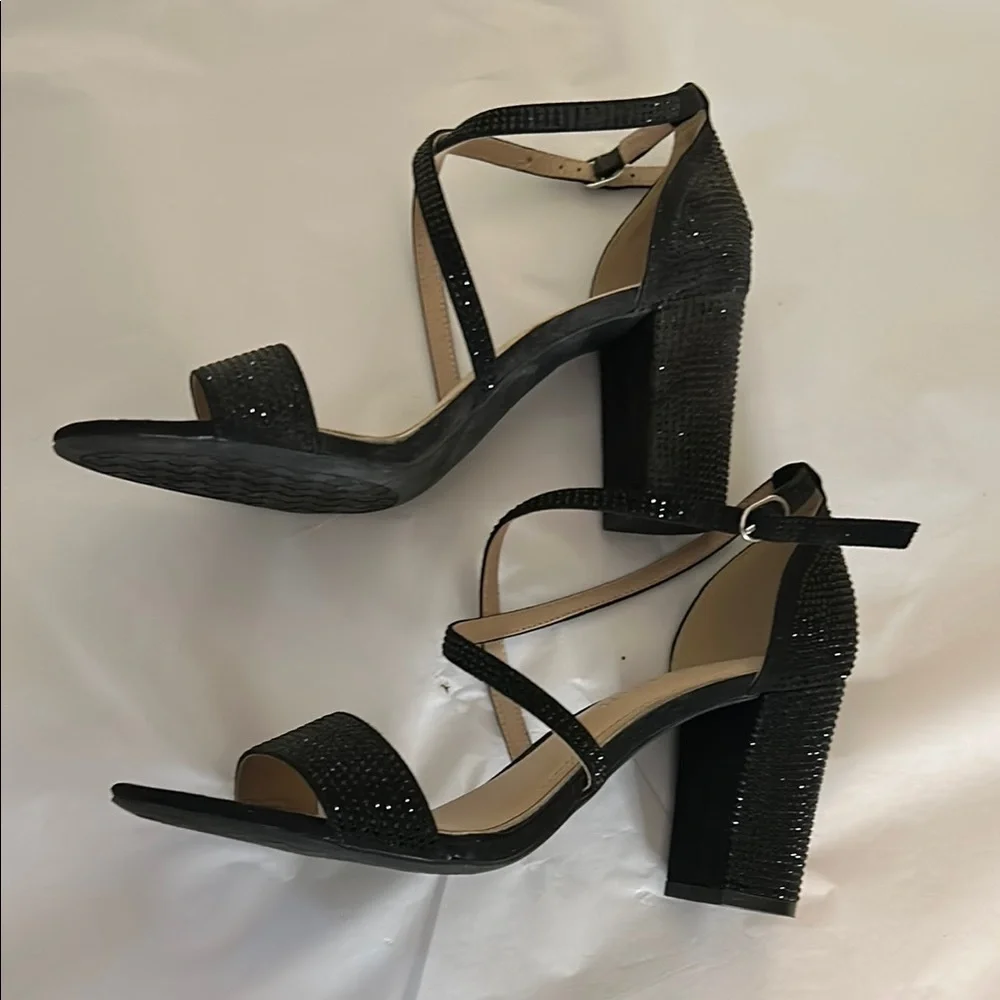 Kelly and Kate Paloona Elegant Black Rhinestone Strappy Sandals Block Heel 9